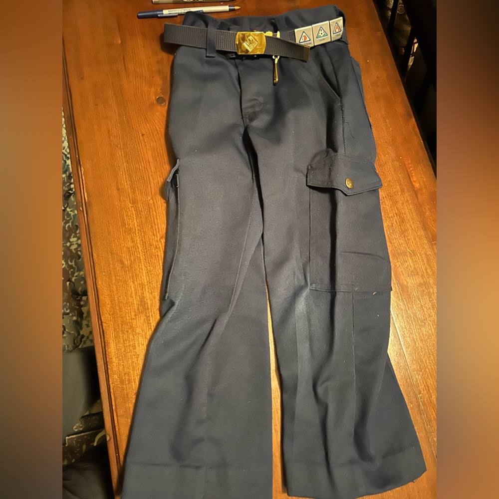 Kids Cub Scout Navy Blue Cargo Pants,Sz 6. Waist 23.